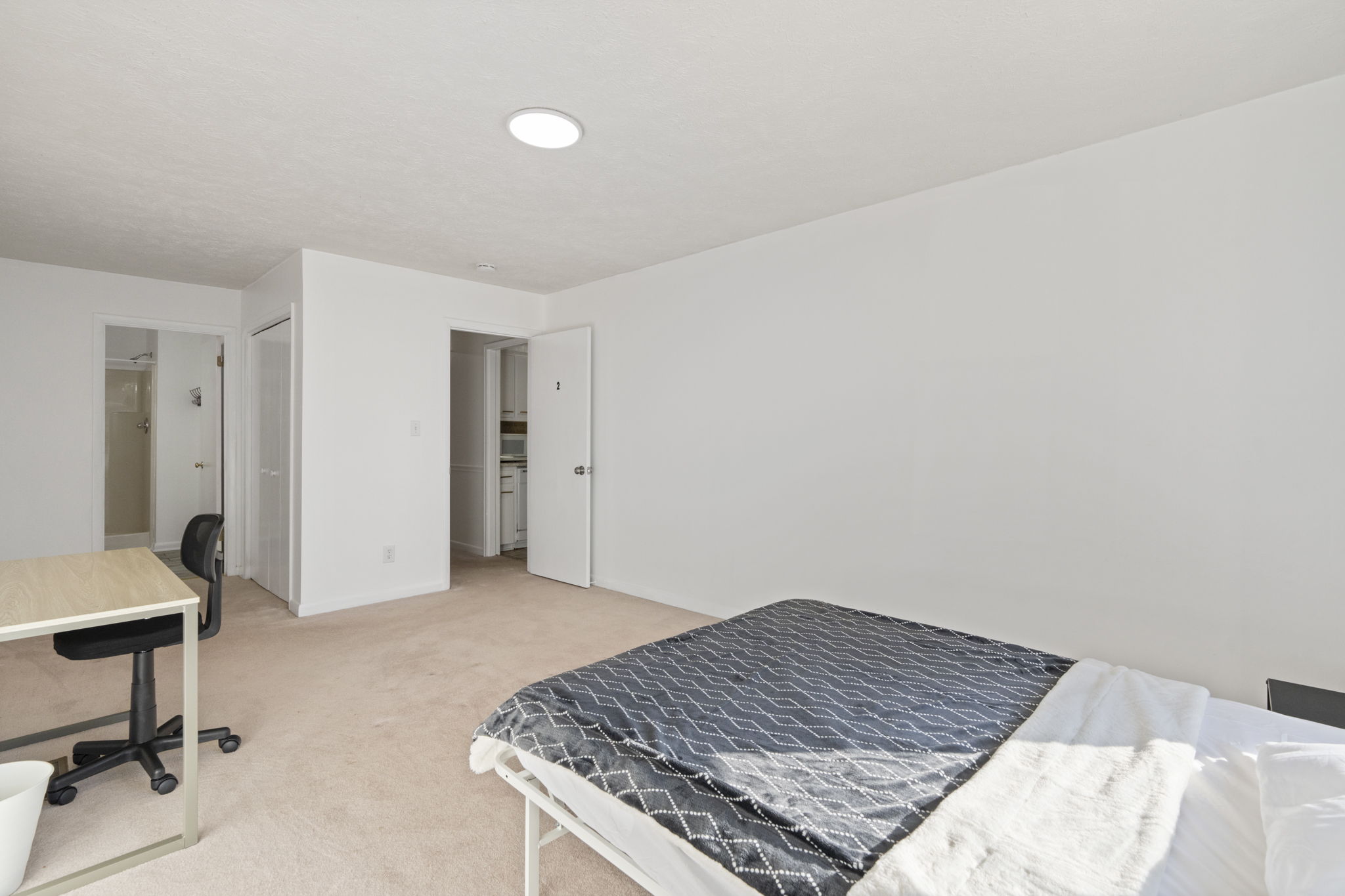 2219 Euclid Rd NW rental photo