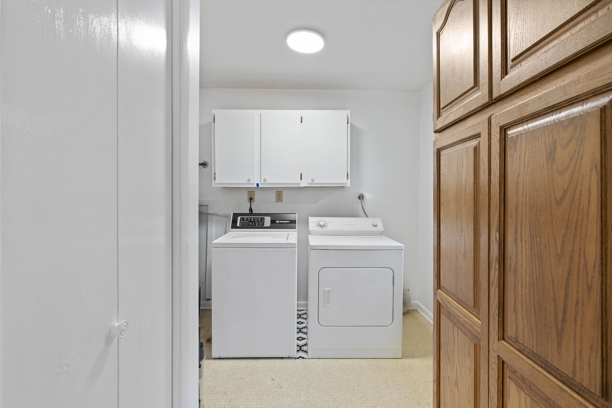 2219 Euclid Rd NW rental photo