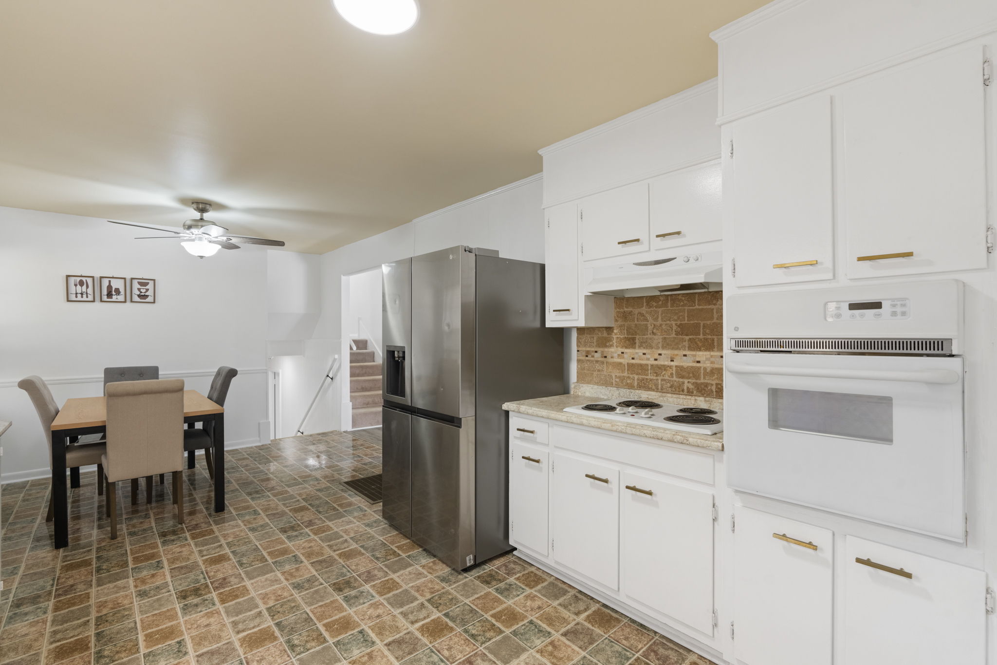 2219 Euclid Rd NW rental photo