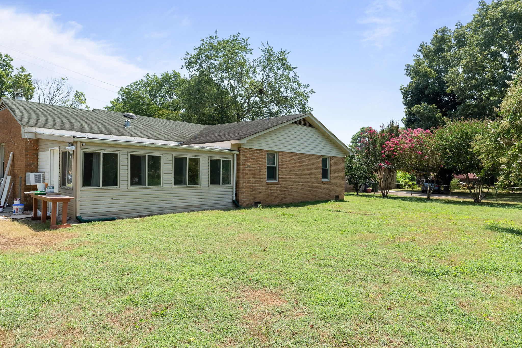3711 Glendale Ln rental photo